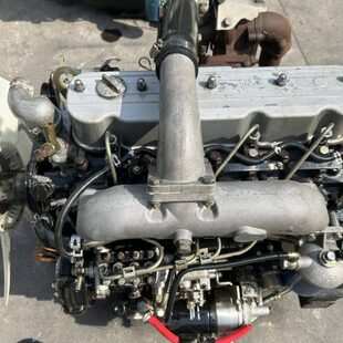 拖拉机.收割机.叉车.挖机配件 常柴4L88.4G33四缸发动机全新.改装