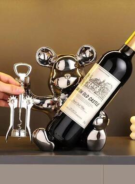 手里有钳暴力熊酒柜红酒架简约轻奢电视柜客厅家居装饰摆件工艺品