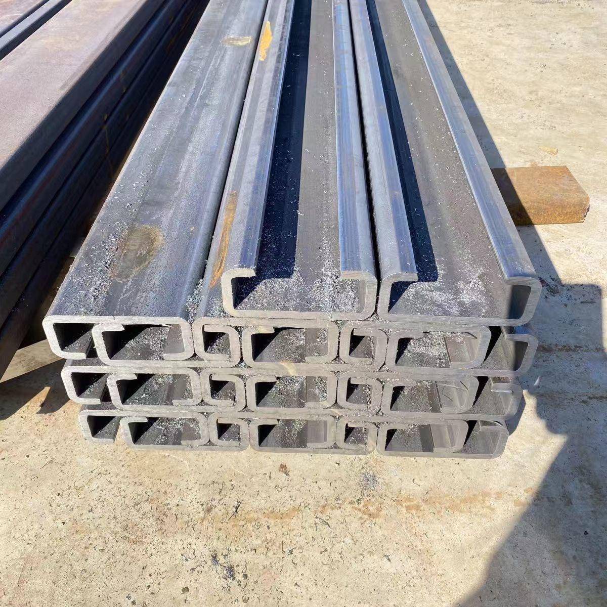 电动叉车门架120*50*30*8毫米锰钢加厚C型钢升降货梯堆高车专用