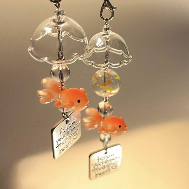 汽车车载金鱼风铃装饰梦境手作串珠挂件ins风小鱼手机链彩珠挂饰