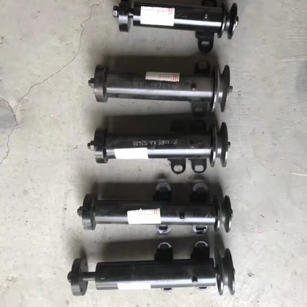 时风三轮车风扇轴承座时风农用车配件辅助散热器风扇座风扇皮带轴