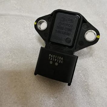 华泰圣达菲2.0T柴油进气压力传感器 D4EA进气支管MPA传感器原厂