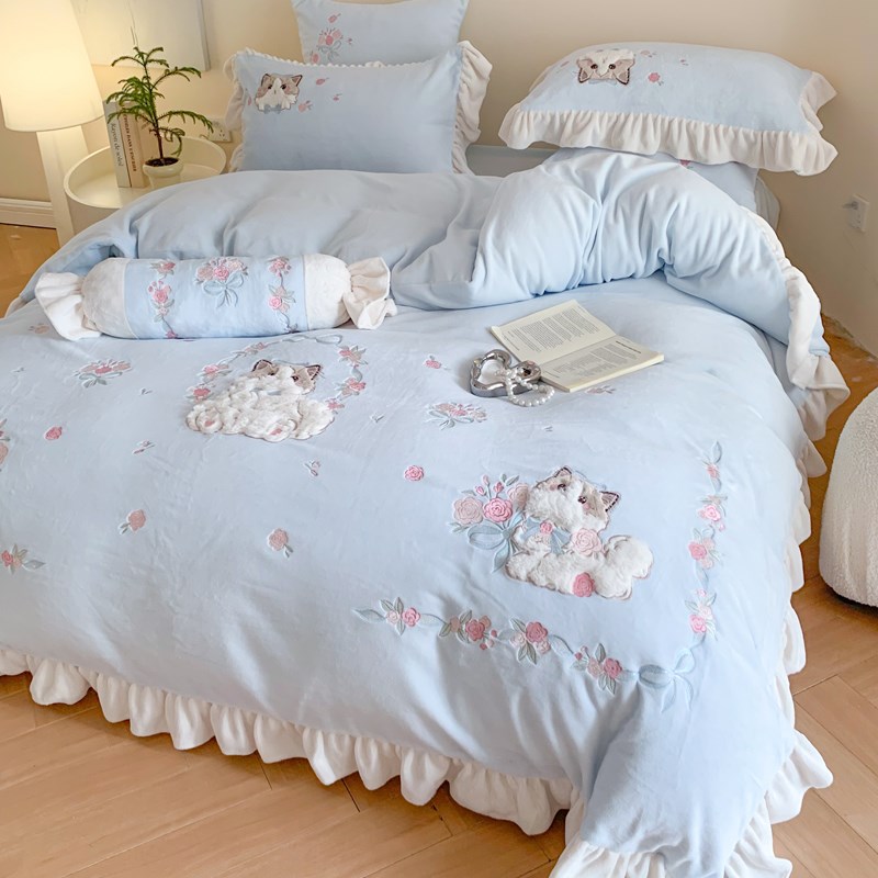 冬季可爱卡e通加厚牛奶绒四件套公主风喵咪双面毛绒被套珊瑚绒床