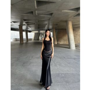 辣妹套装 冷淡风高级感 蕾丝拼接缎面半身长裙 BETTER