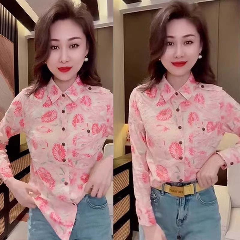 多巴胺今年流行设计感小众绝美粉色poGlo领长袖打底叠穿碎花衬衫