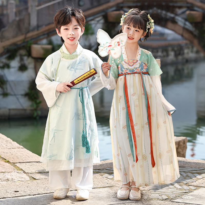 男童汉服女童2026新款古风超仙洋装儿童古装国学服幼儿园演出服