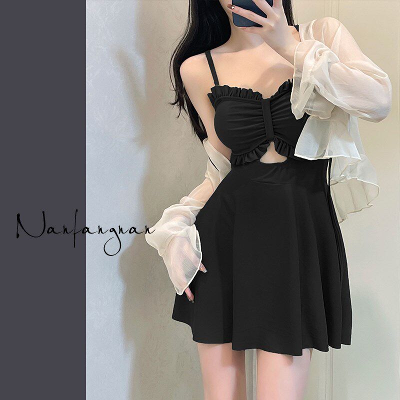 游泳衣连体女款2024新款微胖女孩遮肉保守高级感显瘦小个子泡温泉