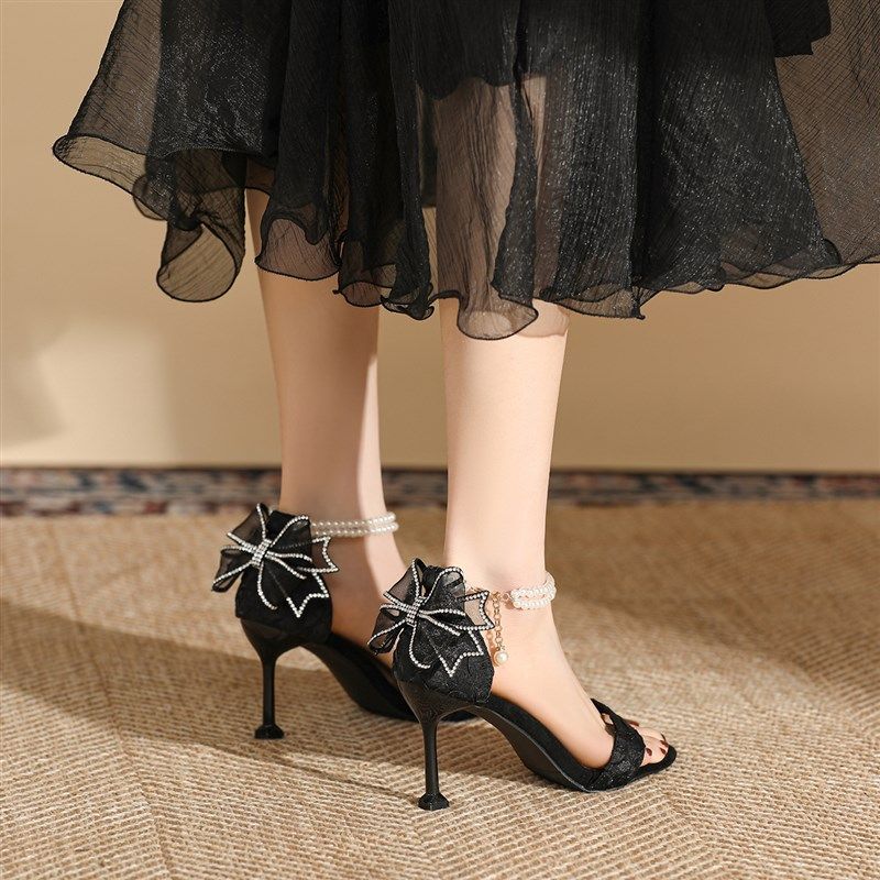 一字带凉鞋女蝴蝶结珍珠细跟高跟鞋仙女风大码女鞋41一43加肥加宽,女鞋,一字带凉鞋,淘宝优惠券,粉丝福利购,淘宝优惠卷