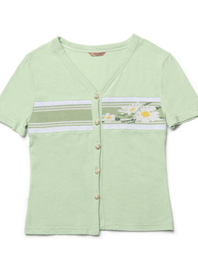 花朵纽扣T恤夏季新款淑女风青春活力