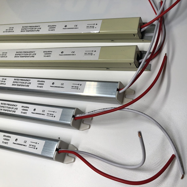 12V2A25W24W广告灯箱内置超薄小体积长条软膜广告灯箱LED开关电源