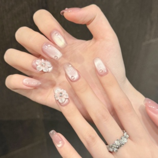 碎钻冰透裸色猫眼立体水晶桃花显白高级感手工穿戴甲 桃花凝露