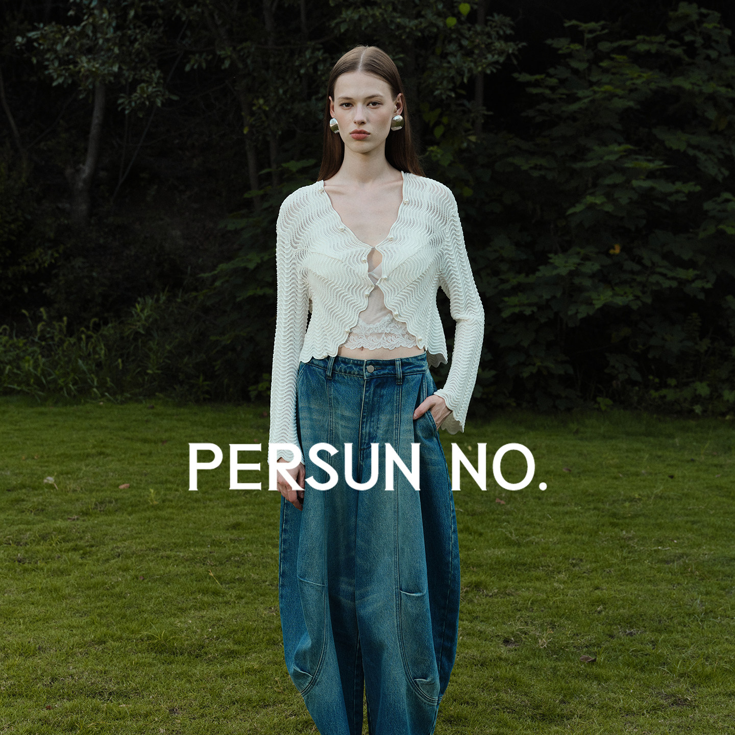 PERSUN NO.贝壳造型针织开衫上衣543元