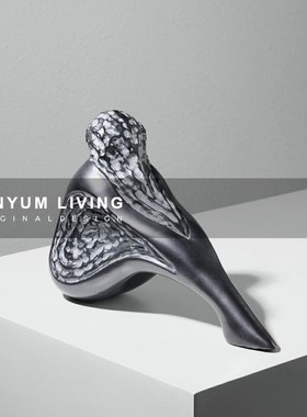 现代轻奢样板间书房桌面摆设艺术E抽象人物雕塑摆件家居软装饰品