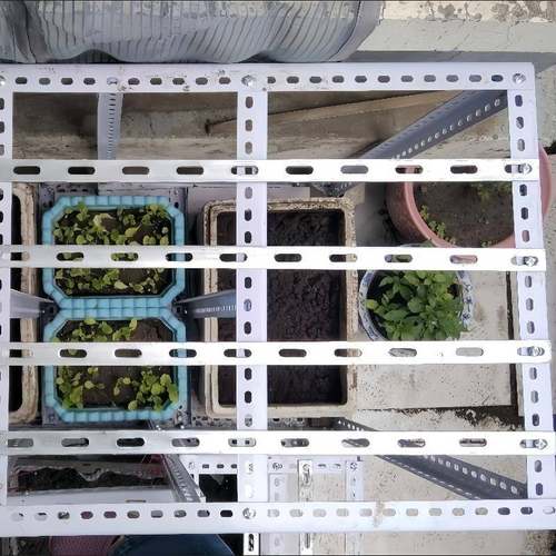 镀锌扁铁接地避雷铁条直条固定扁铁条扁钢带孔平铁30连接冲孔扁铁