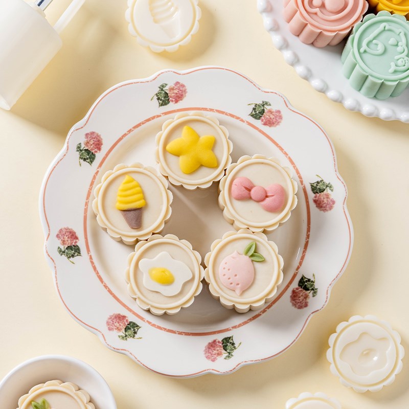 中秋新款可爱风月饼模具糕点手压式绿豆糕磨具冰皮月饼点心烘焙