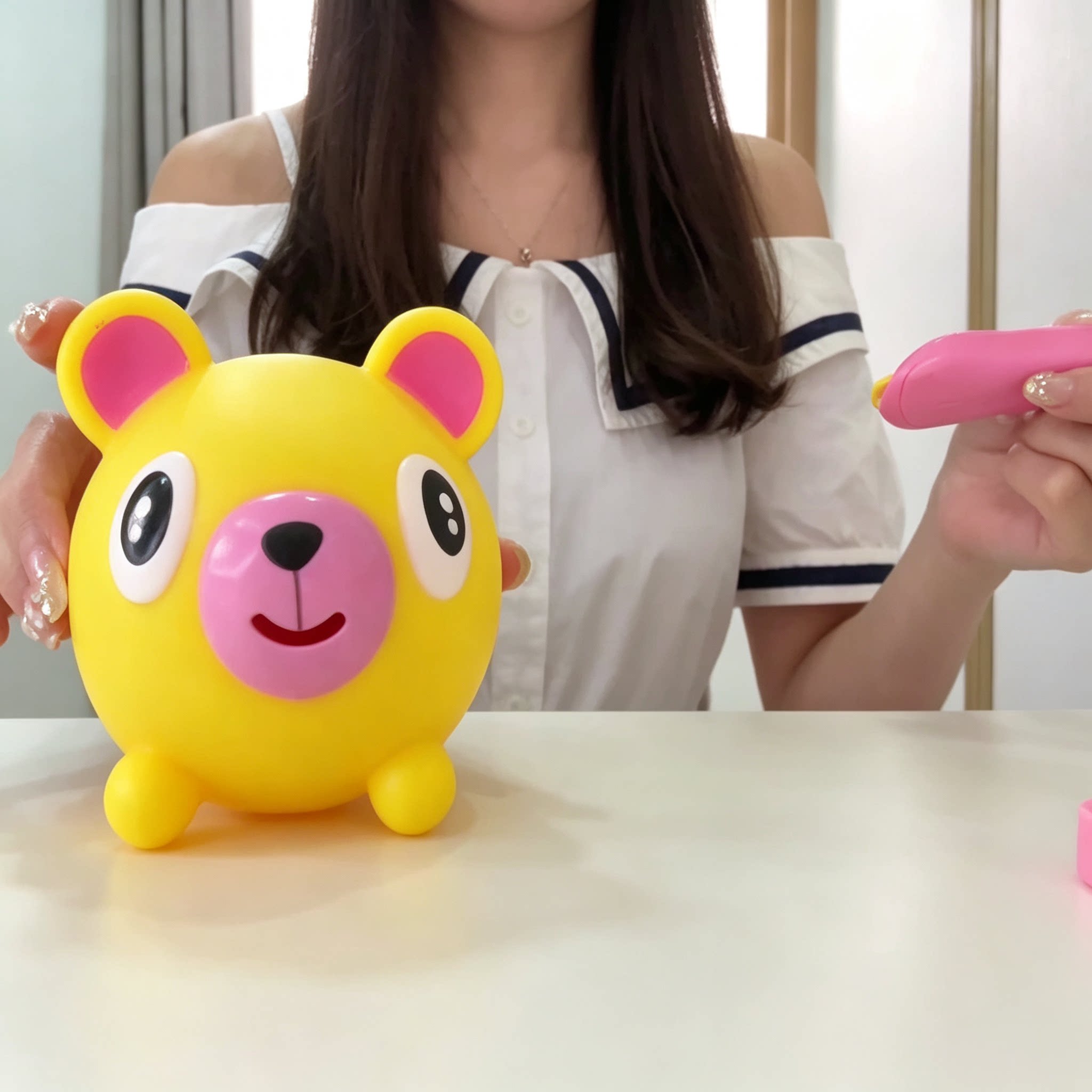 创意吐舌发声公仔玩具减压礼物