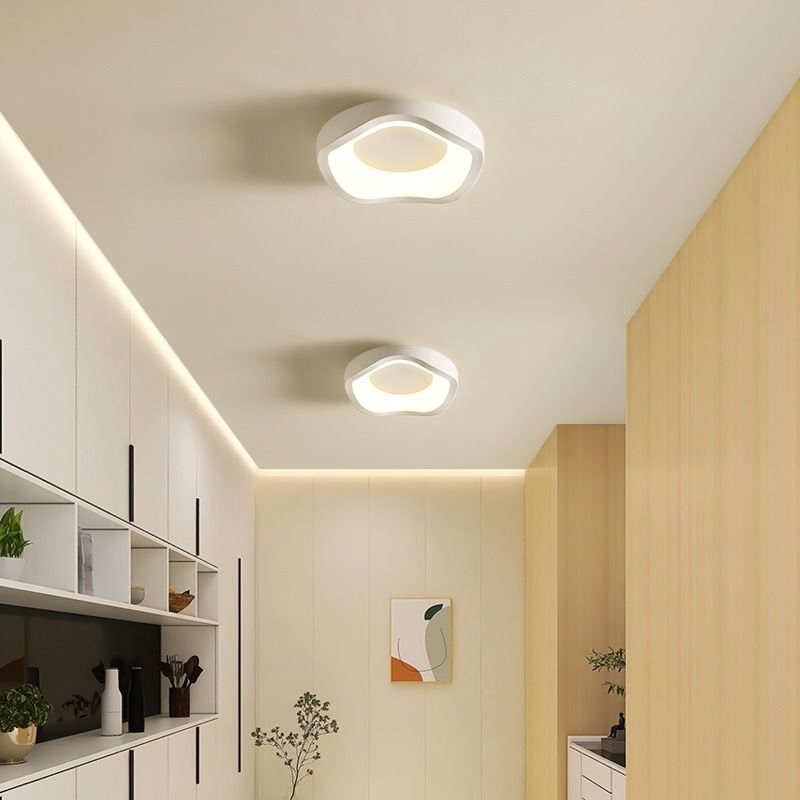 北欧极简过道吸顶灯led现代简约入户走廊玄关阳台灯广东中山灯具