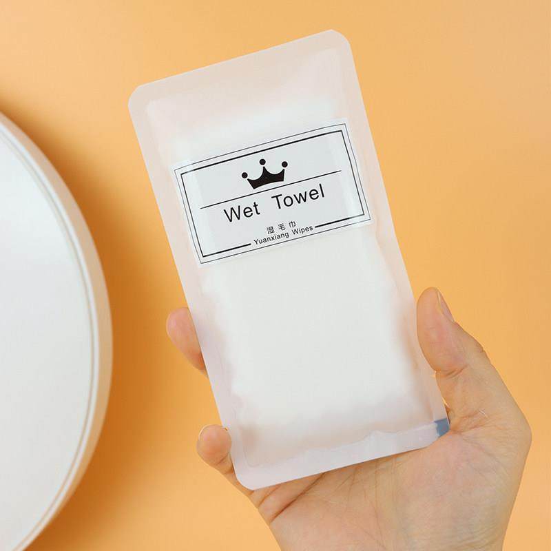 诗婴美四边封小磨砂膜50包一次性湿毛巾定制logo便携式精品餐巾纸,洗护清洁剂/卫生巾/纸/香薰,常规湿巾,淘宝优惠券,粉丝福利购,淘宝优惠卷