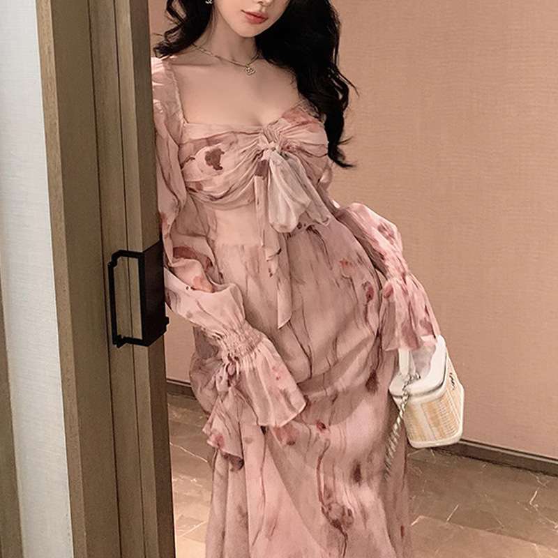 法式碎花长袖连衣裙感夏季新款小个子粉色长裙抹胸裙女装