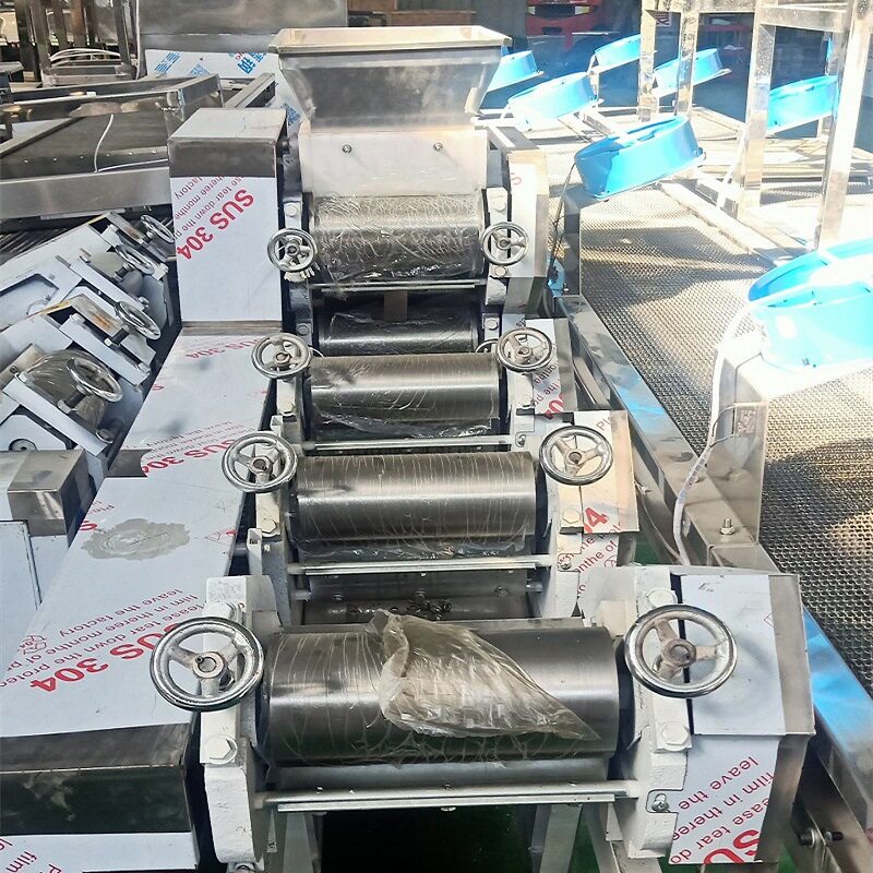 方便面生产线 中小型方便面设备 小型油炸方便面机械  方便面设备