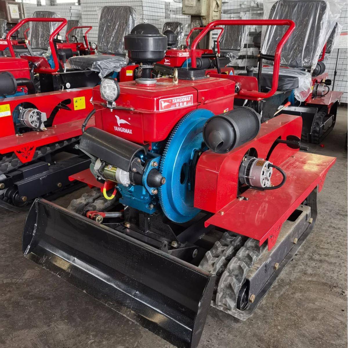 履带微耕机硬地开荒田园管理旋耕机座驾式35马力四驱微耕机