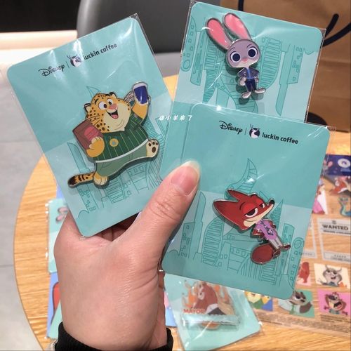 是谁得了全套朱迪金属徽章！