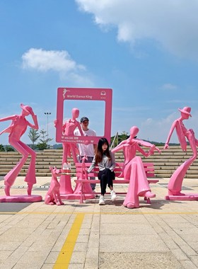 户外抽象音乐人物雕塑玻璃钢大摆件网红景区打卡拍照艺术美陈装饰