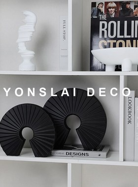 北欧简约扇形摆件黑白色高档乔迁礼物现代样板间玄关酒柜软装饰品