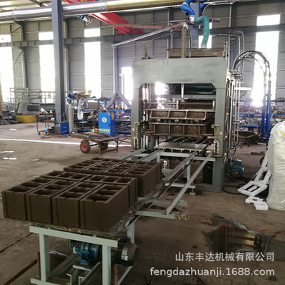 全自动砖机QT6-15 Concrete hollow block making machine