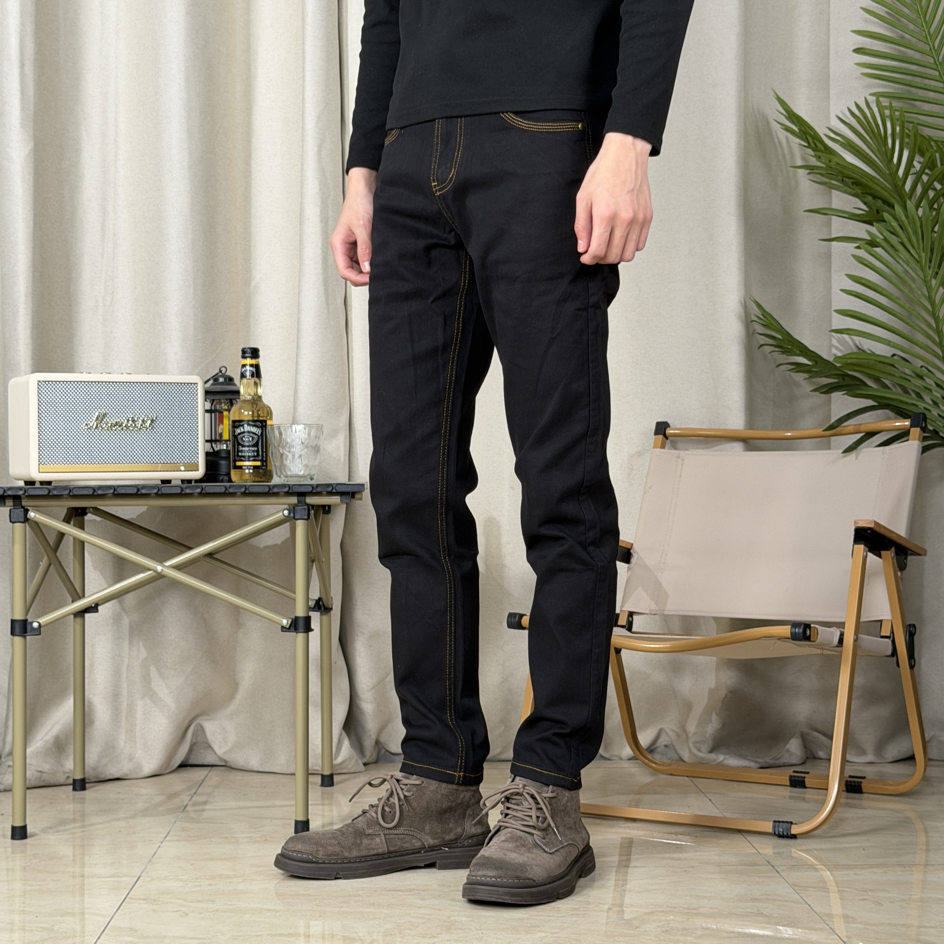 日系工装风黑色修身牛仔裤