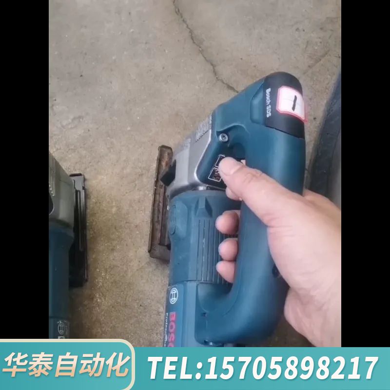 华泰GST85pbe调速曲线锯，，机器运行，