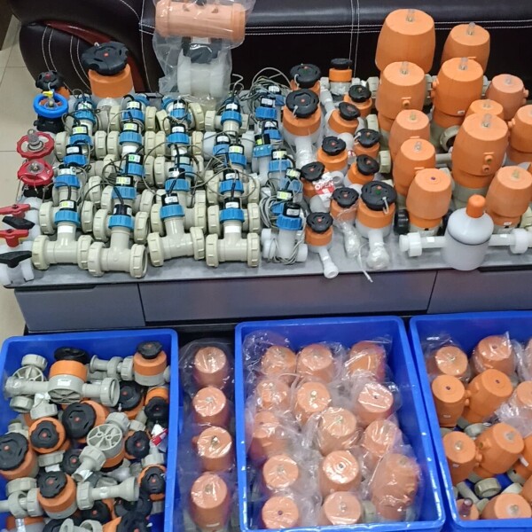 原装+GF+隔膜阀 球阀 气动阀 手动阀 调压阀  各种形式