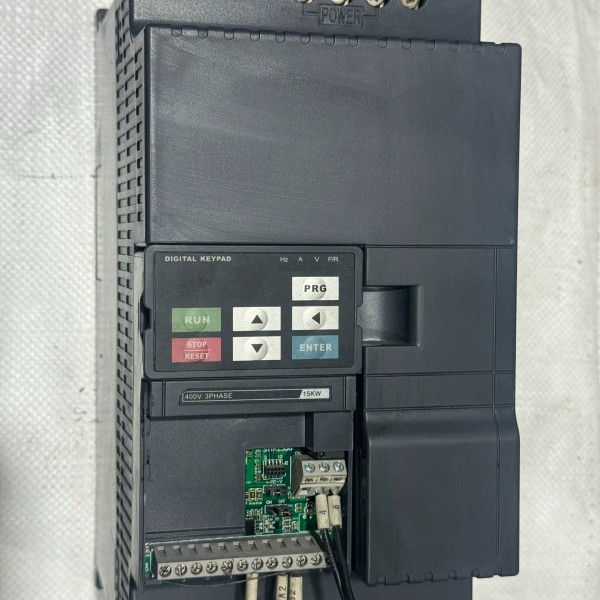 众辰Z2400T-15GY-1-24V变频器，永磁空压机拆机【议价】