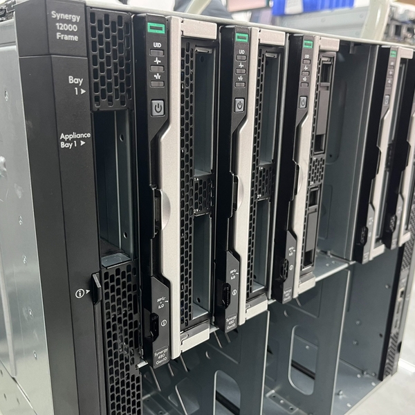 HPE P00930-B21 P03053-0A1 64G议价