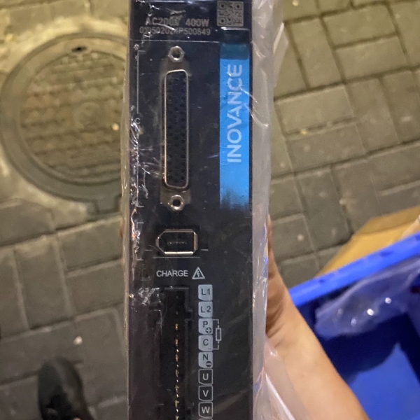 汇川伺服驱动器SV660PS2R8I，拆机，9.5新，标签掉【议价】