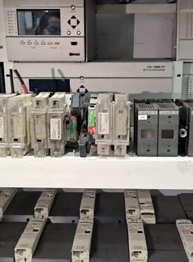 ABB.OS32D12，图片上的，总共200【议价】