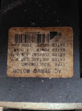 拆机伺服电机130L10M20NS   1KW，成色如图，功【议价】