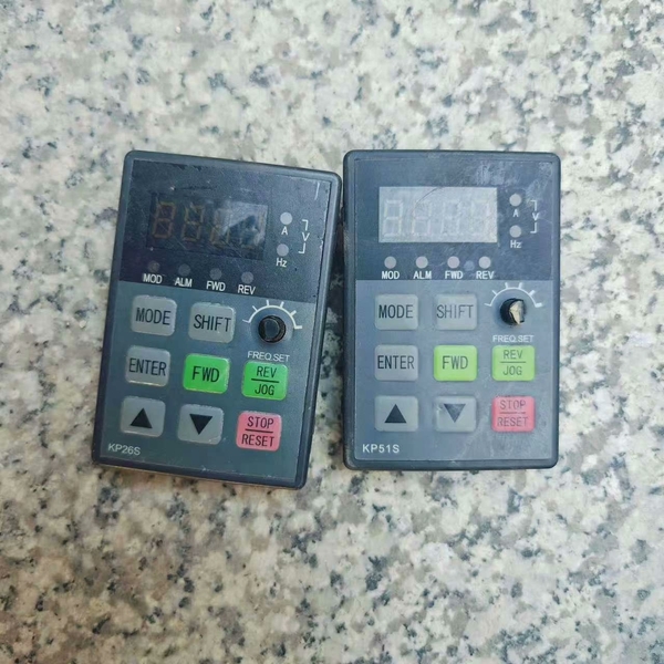 康沃G5变频器面板KP51s,KP26S拆机无修功能正常,俩
