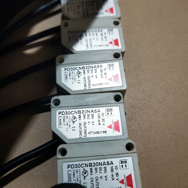 瑞士佳乐PD30CNB20NASA光电开关传感器，已测试，功