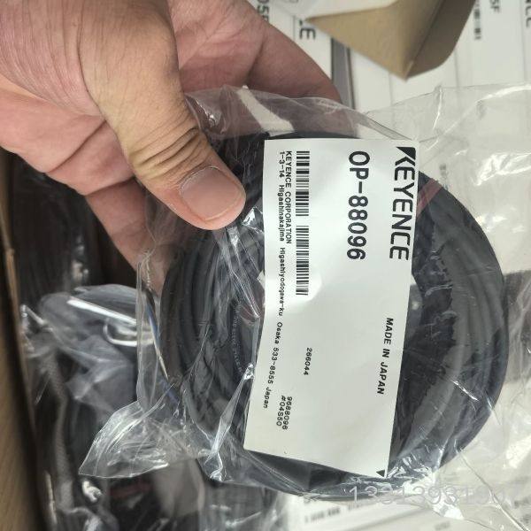 OP-88096 基恩士连接线议价也可维修,电子元器件市场,其它元器件,淘宝优惠券,粉丝福利购,淘宝优惠卷