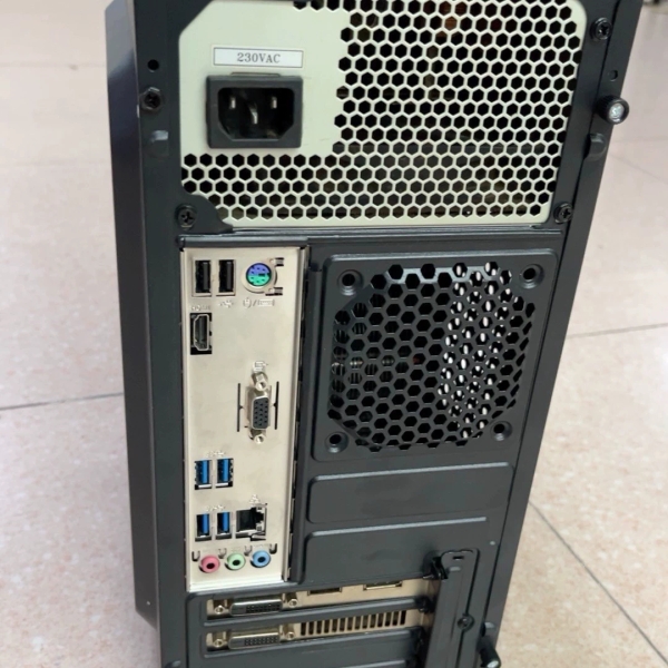 i5 12400f主机，16G内存ddr4，B660主板，g