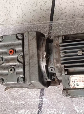 sew卧式齿轮减速机，R37 DR63M4，速比28.23【议价】