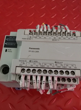 PLC AFPX0L30R-F  AFPXOL30R-F 侧面裂痕