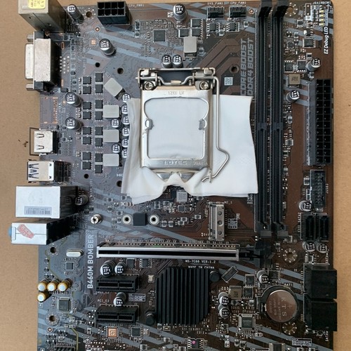 议价微星B460M-BOMBER主板。拆机主板，成色不错，实物拍