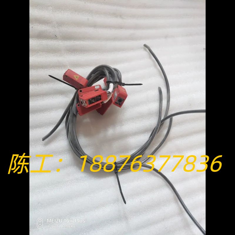 leuze光电开关HT3CL2/4P  有8个，剪线线短，其议价