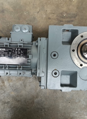 【议价】伦茨三相异步电动机GKS05-3MVBR071C42   0