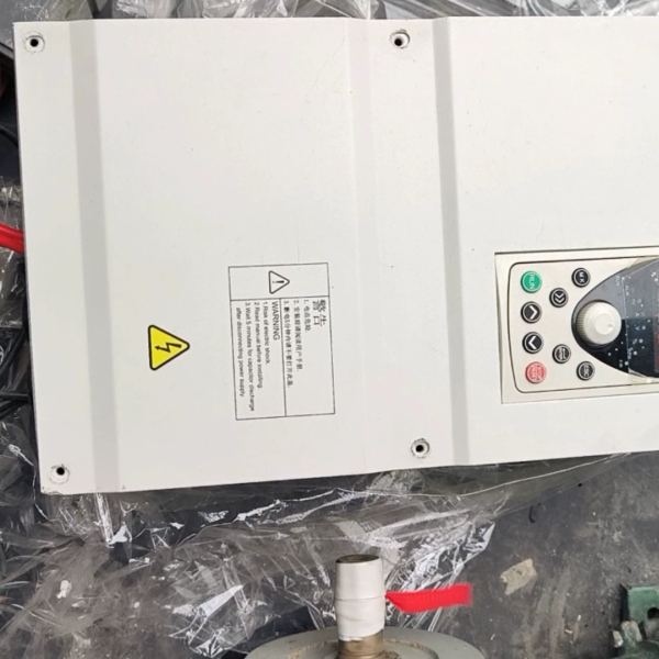 艾克特变频器型号AT500-T3-022G/030PBK议价