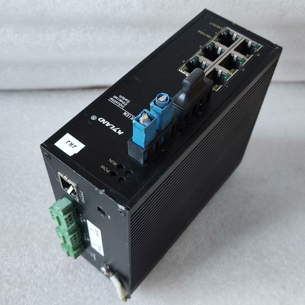 东土  KIEN2000B-2S6T-SC40-L3-L3