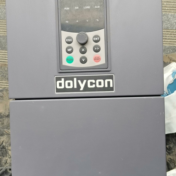 东力科创45KW变频器价格便宜，成色不错，实物拍摄，要的联系