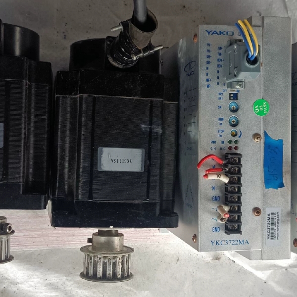 YKC3722MA研控步进驱动器YAKO驱动器带电机YK31